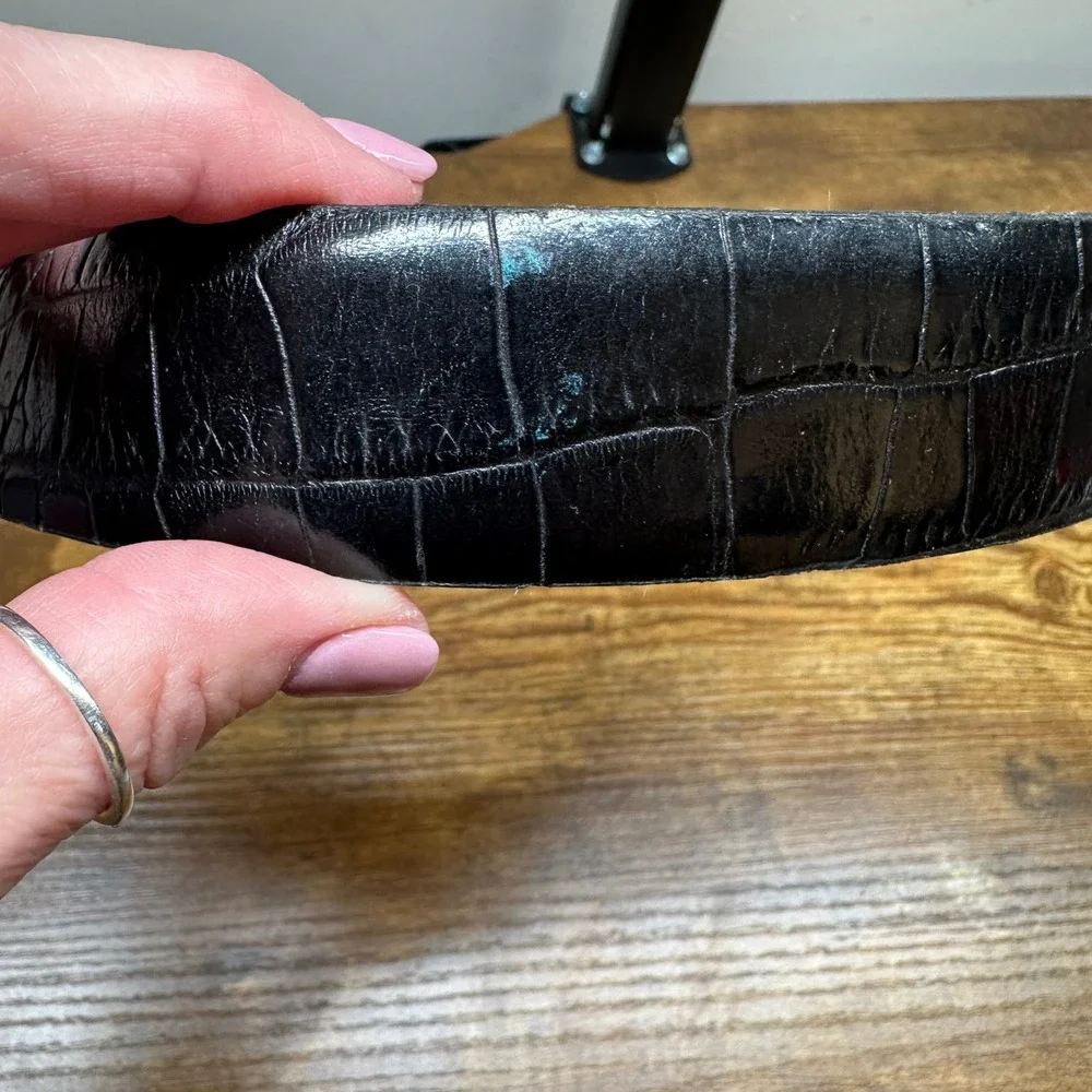 Kenneth Cole New York Mens Black Crocodile Embossed Italian Leather Belt K1682 M